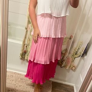 Most beautiful dress ever. Would be perfect for a special event or black tie